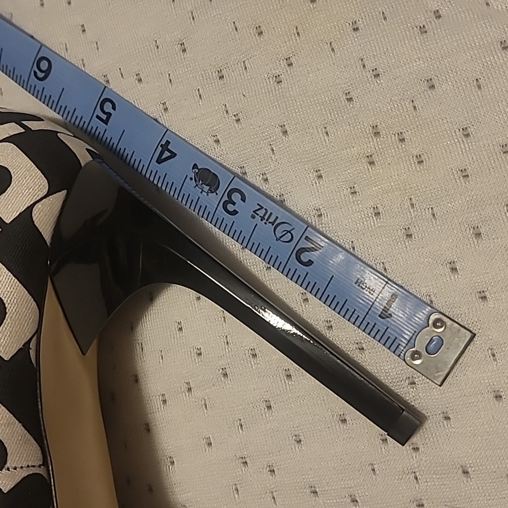 Diane Von Furstenberg Black White Heel Size 10 - Picture 10 of 10